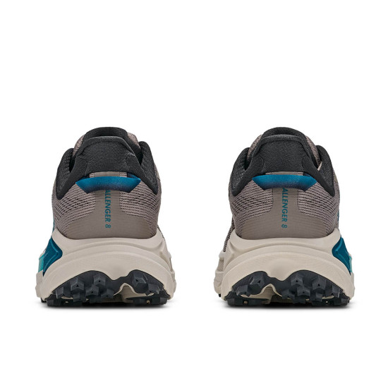 Hoka Challenger 8